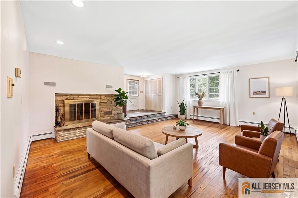 0-1556-155 River Road Hopewell Twp NJ 08560