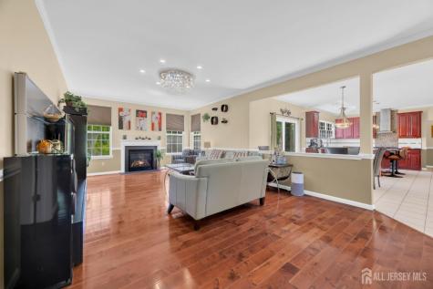 18 Gloria Lane Monroe NJ 08831