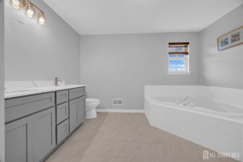 18 Gloria Lane Monroe NJ 08831