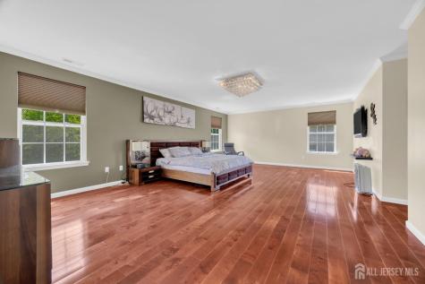 18 Gloria Lane Monroe NJ 08831