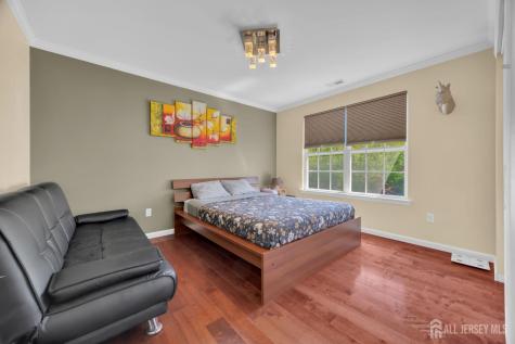 18 Gloria Lane Monroe NJ 08831