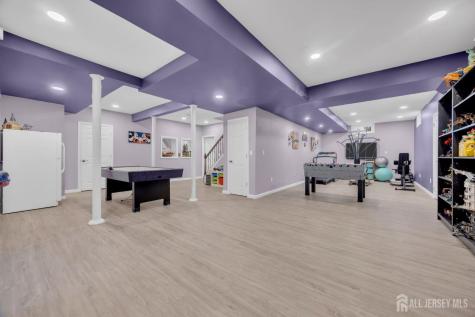18 Gloria Lane Monroe NJ 08831