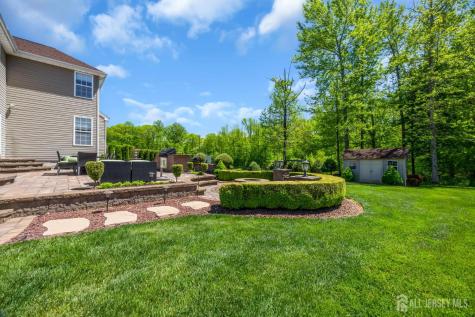18 Gloria Lane Monroe NJ 08831