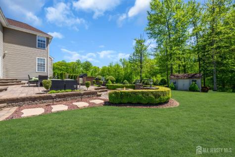 18 Gloria Lane Monroe NJ 08831