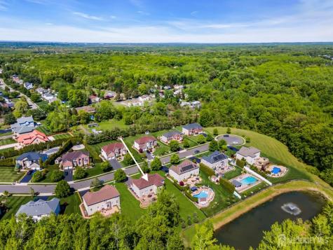 18 Gloria Lane Monroe NJ 08831