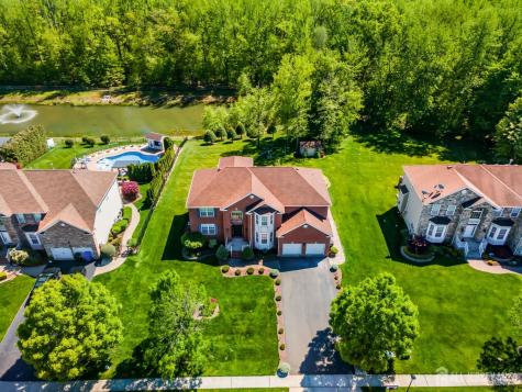 18 Gloria Lane Monroe NJ 08831
