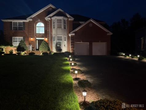 18 Gloria Lane Monroe NJ 08831