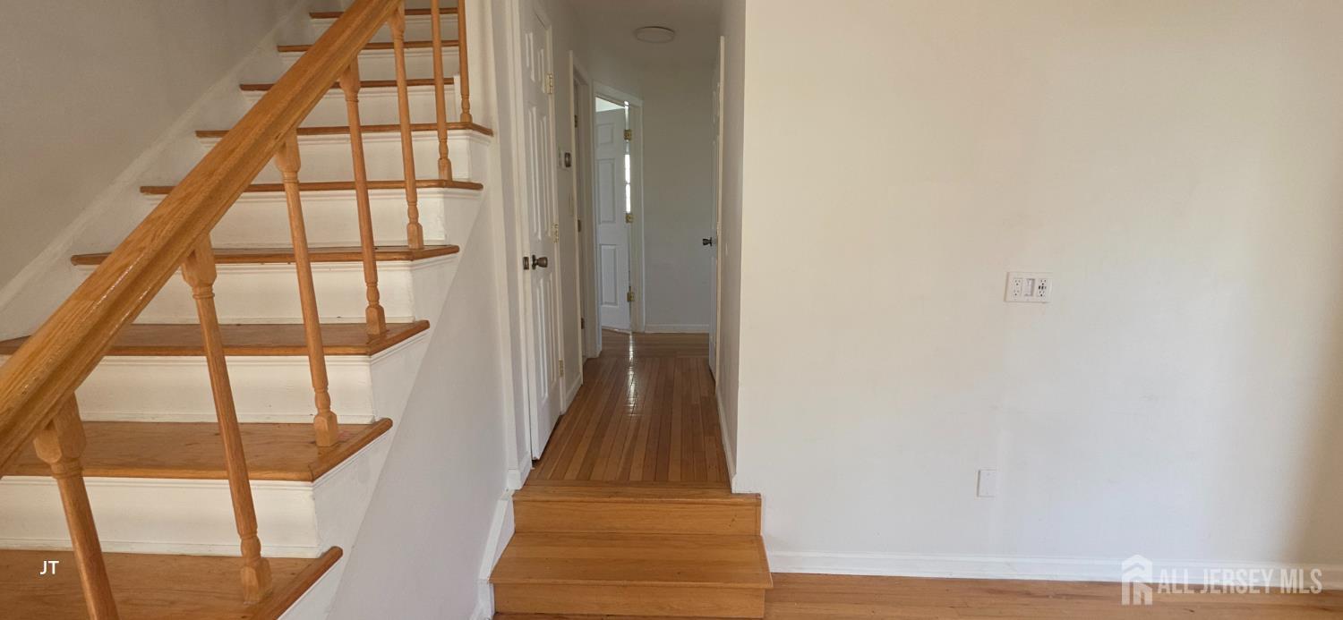 7 Inverness Terrace Fords NJ 08863