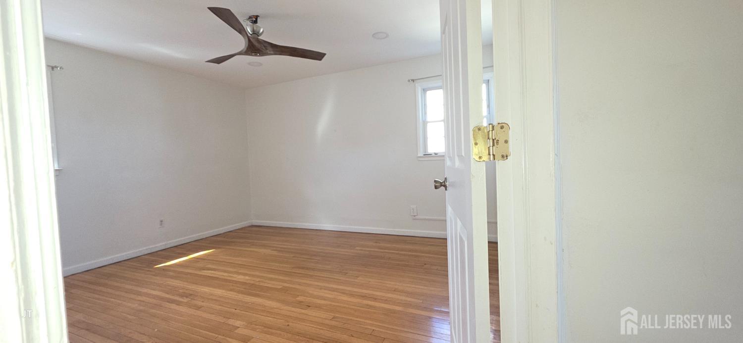 7 Inverness Terrace Fords NJ 08863