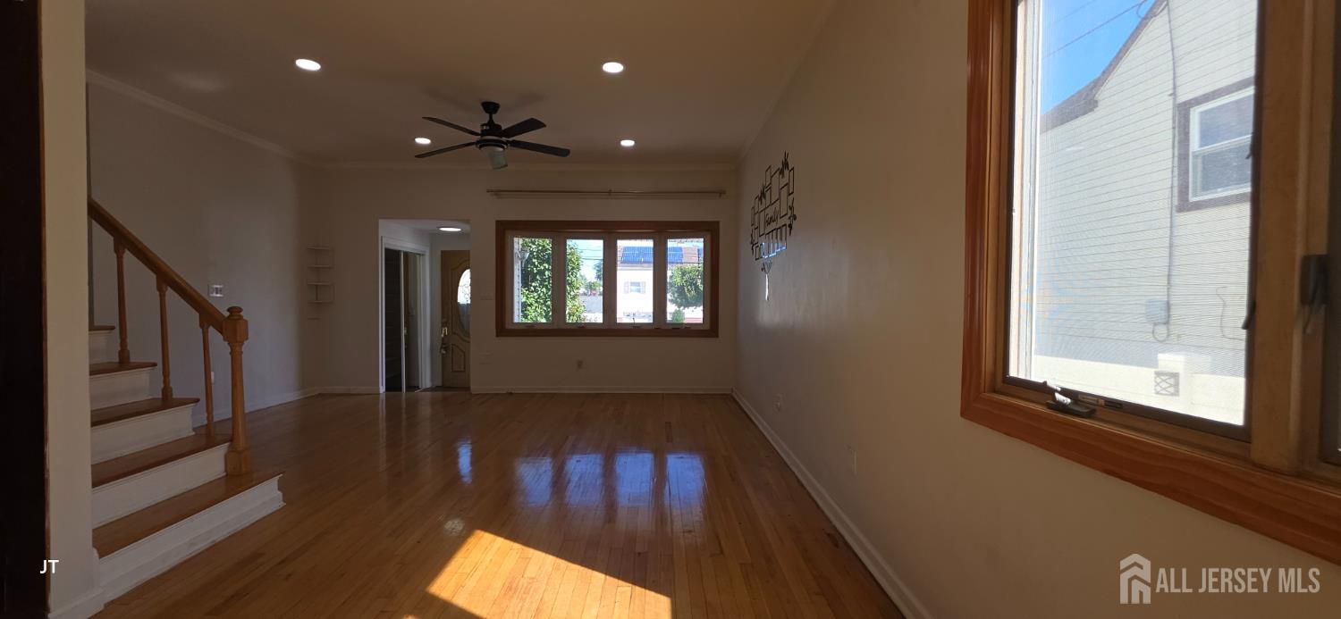 7 Inverness Terrace Fords NJ 08863