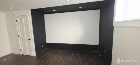 7 Inverness Terrace Fords NJ 08863