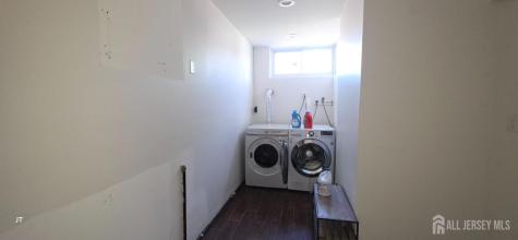 7 Inverness Terrace Fords NJ 08863