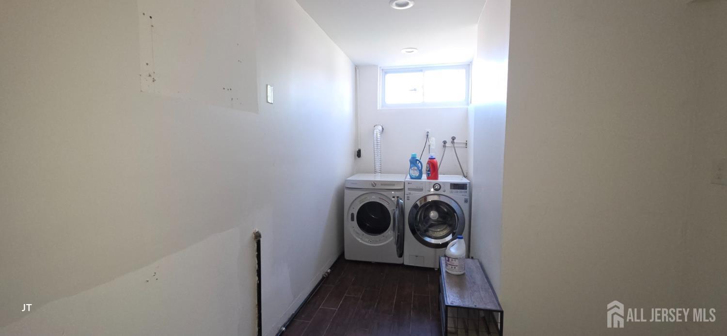 7 Inverness Terrace Fords NJ 08863