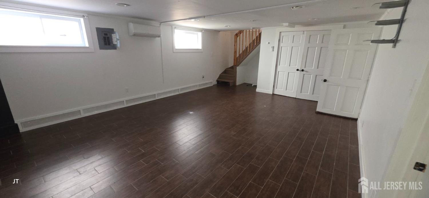 7 Inverness Terrace Fords NJ 08863