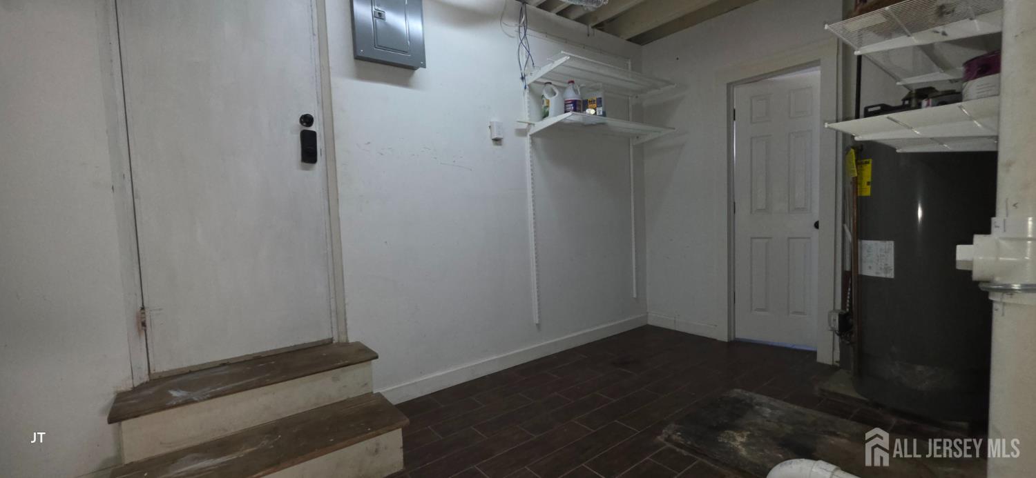 7 Inverness Terrace Fords NJ 08863