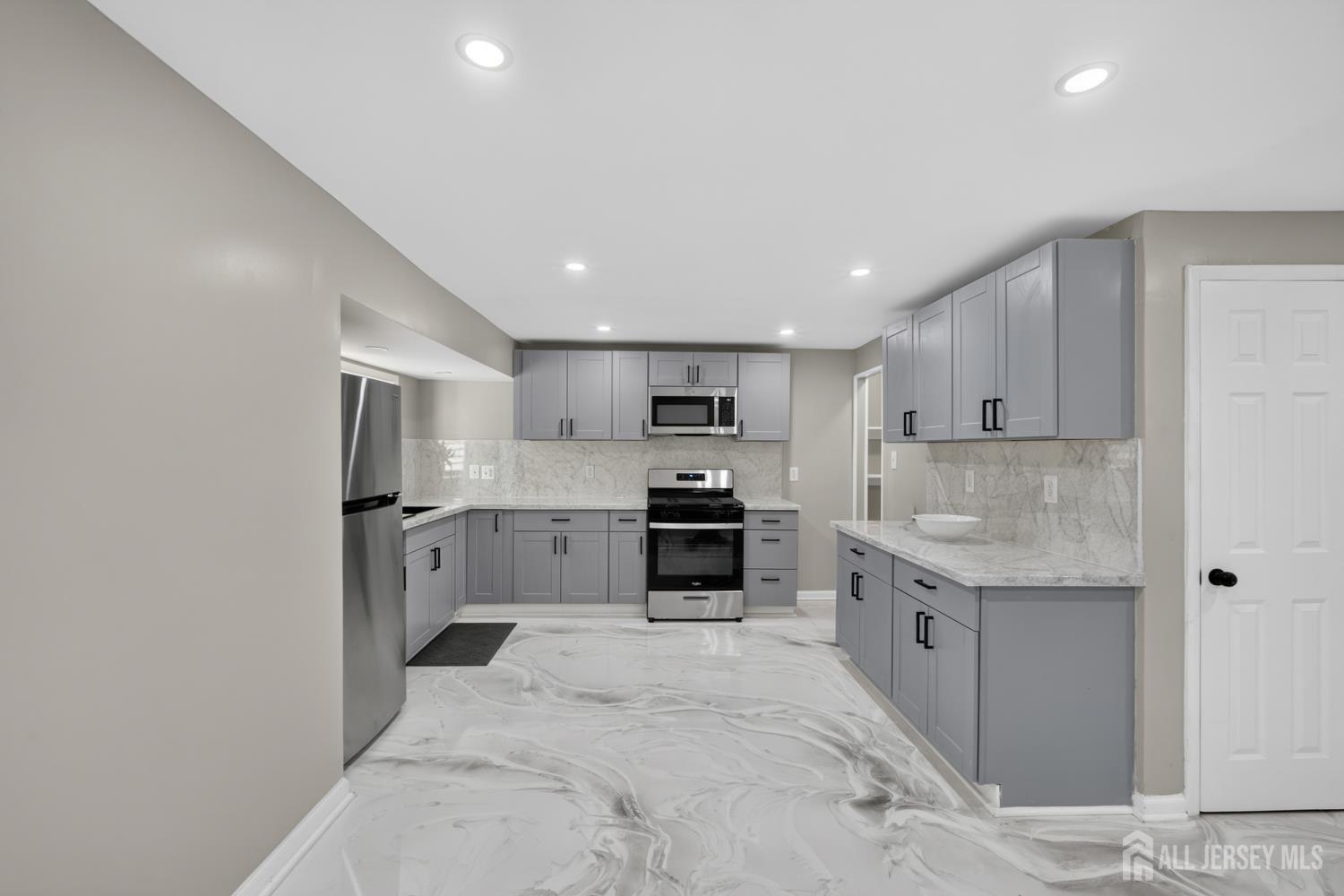 701 W Park Avenue Lindenwold NJ 08021