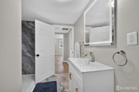 701 W Park Avenue Lindenwold NJ 08021