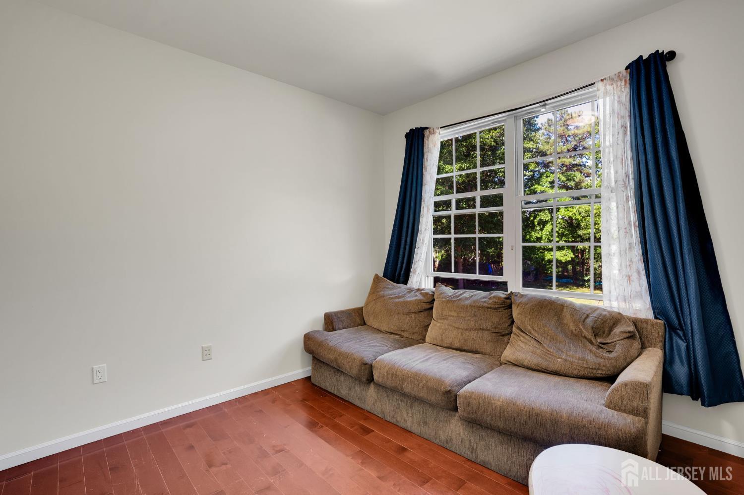 17 Rachel Lane Monroe NJ 08831