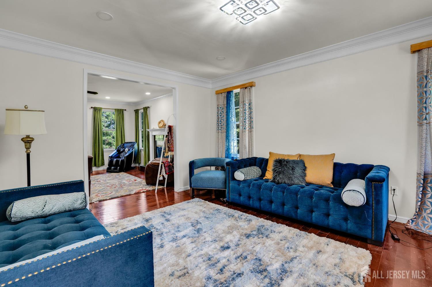 17 Rachel Lane Monroe NJ 08831