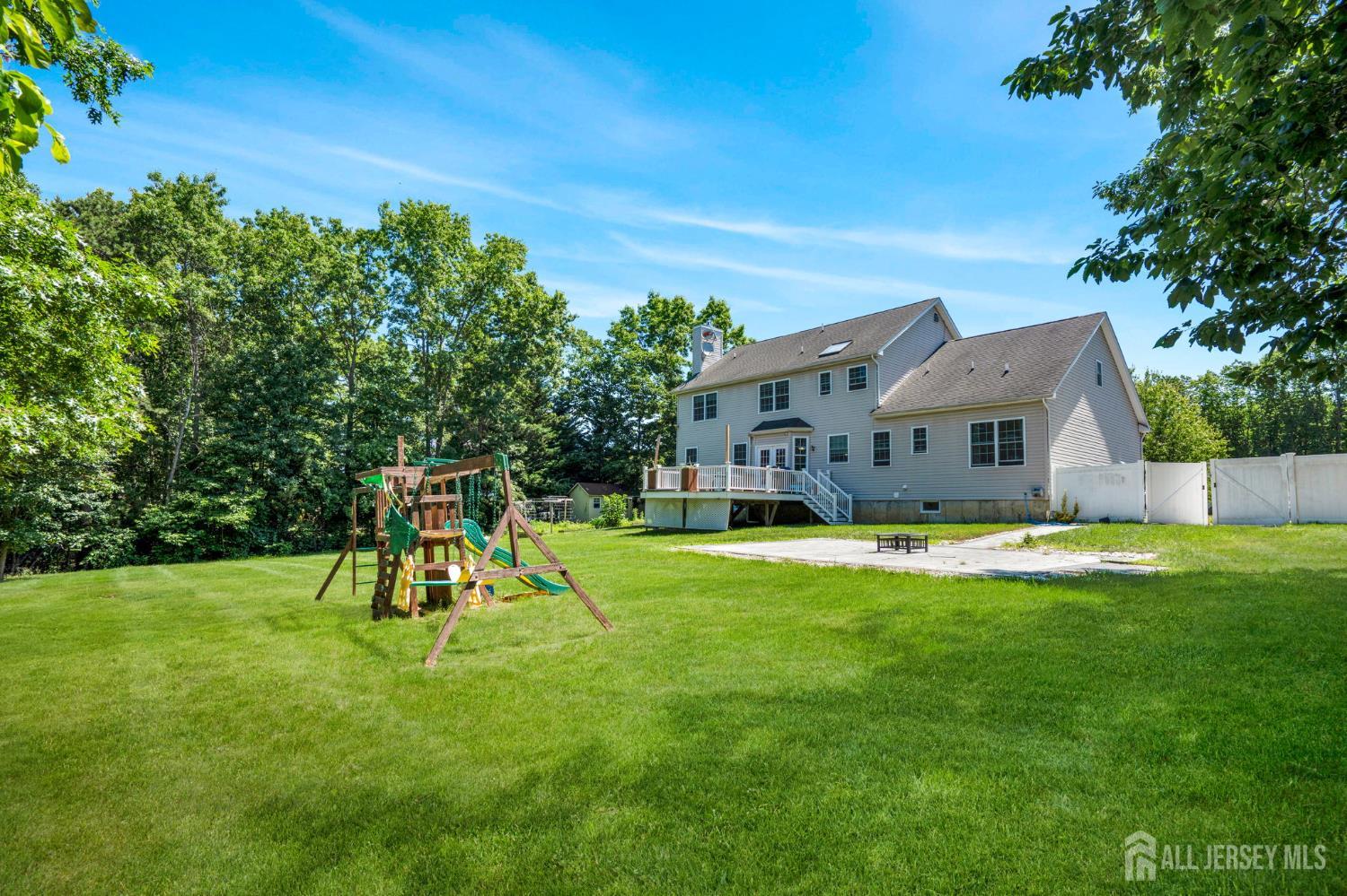 17 Rachel Lane Monroe NJ 08831