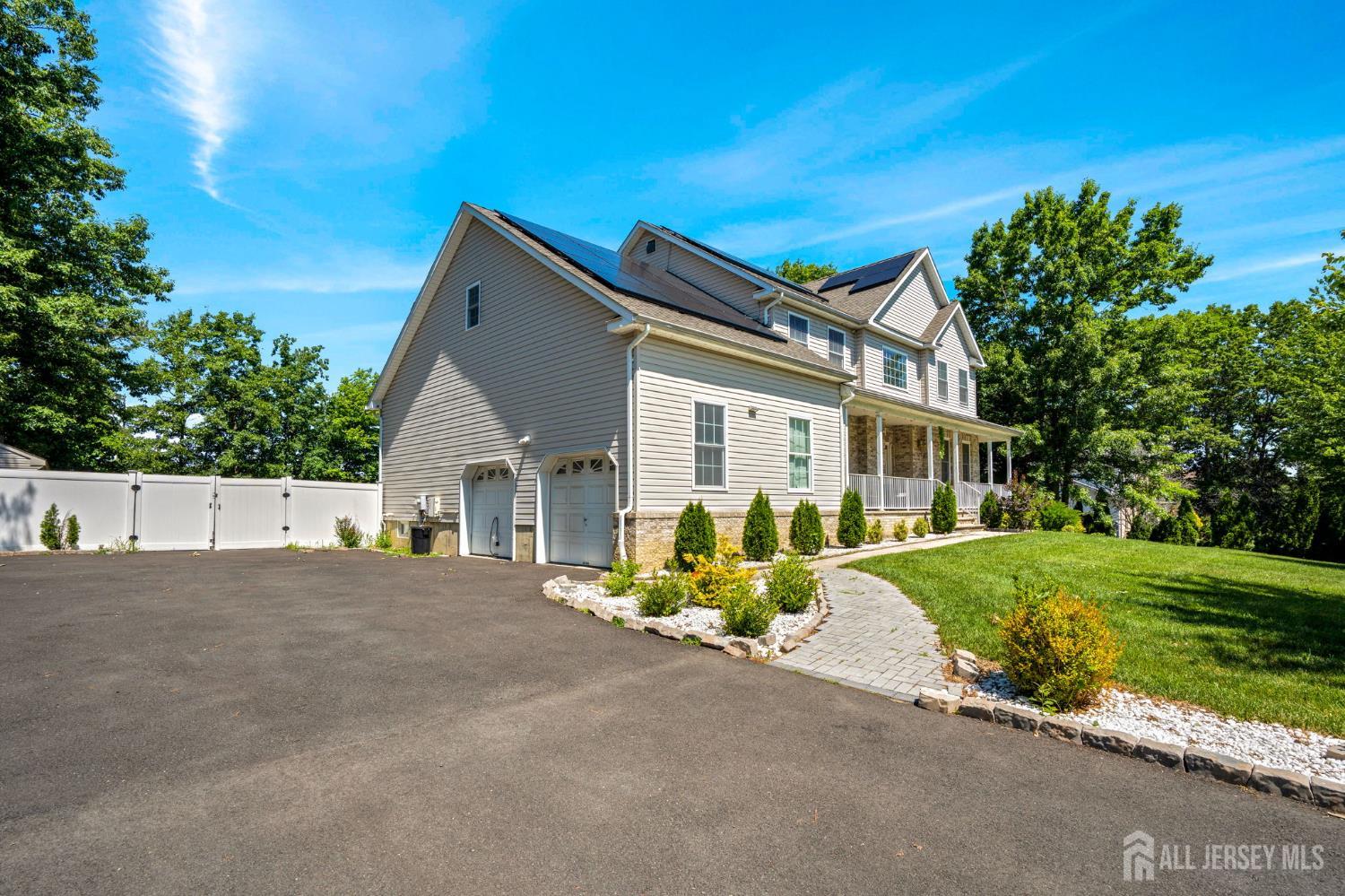 17 Rachel Lane Monroe NJ 08831