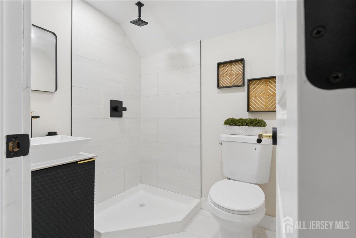 91 Lawrence Avenue Highland Park NJ 08904