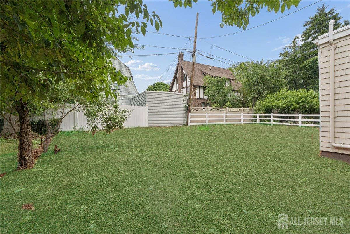 91 Lawrence Avenue Highland Park NJ 08904