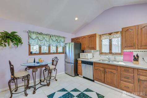 40 Meeker Avenue Edison NJ 08817