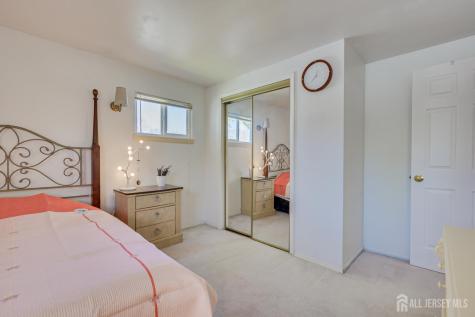 40 Meeker Avenue Edison NJ 08817