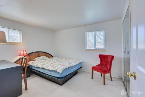 40 Meeker Avenue Edison NJ 08817