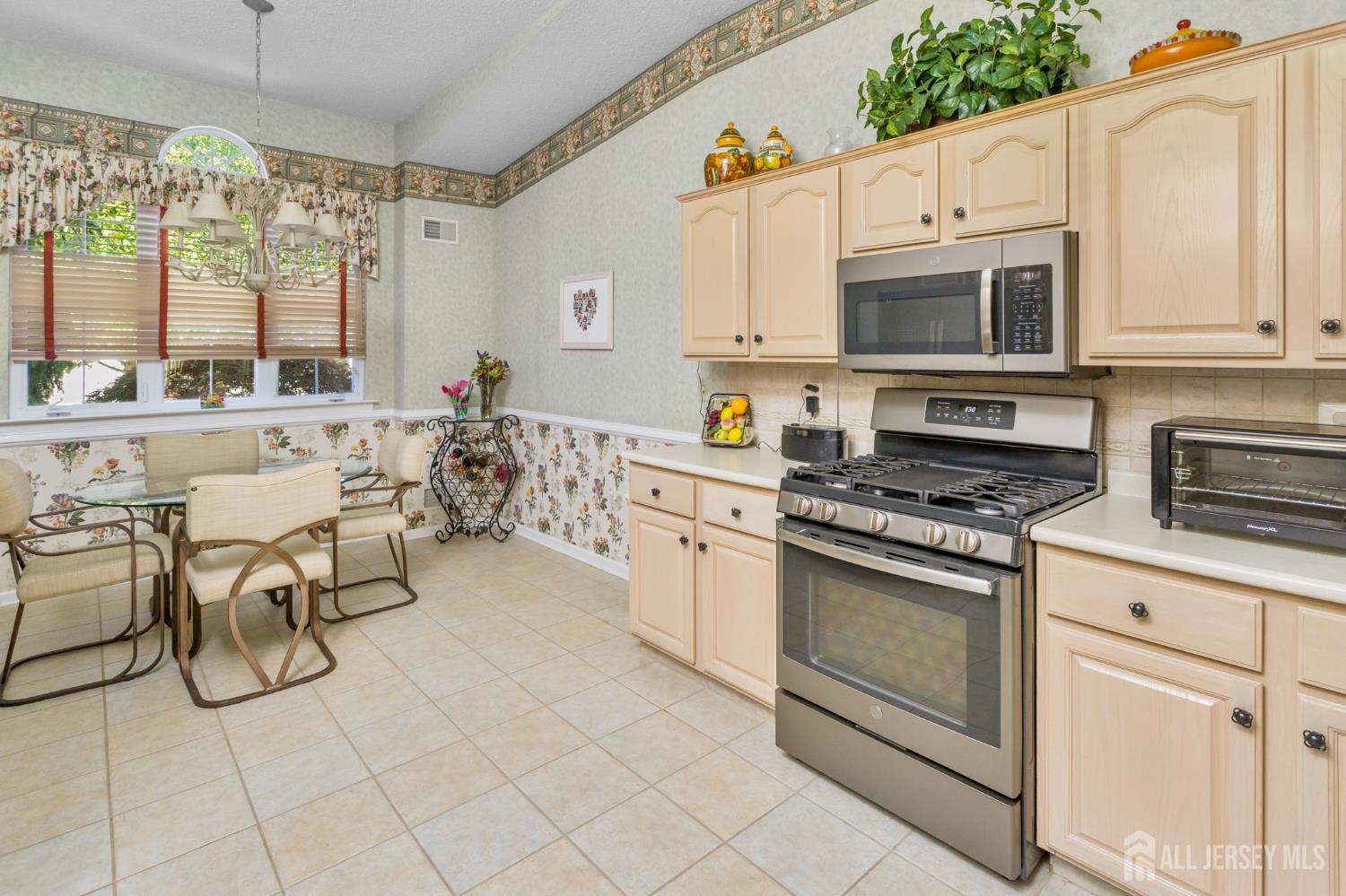 23 Stonewyck Place Monroe NJ 08831