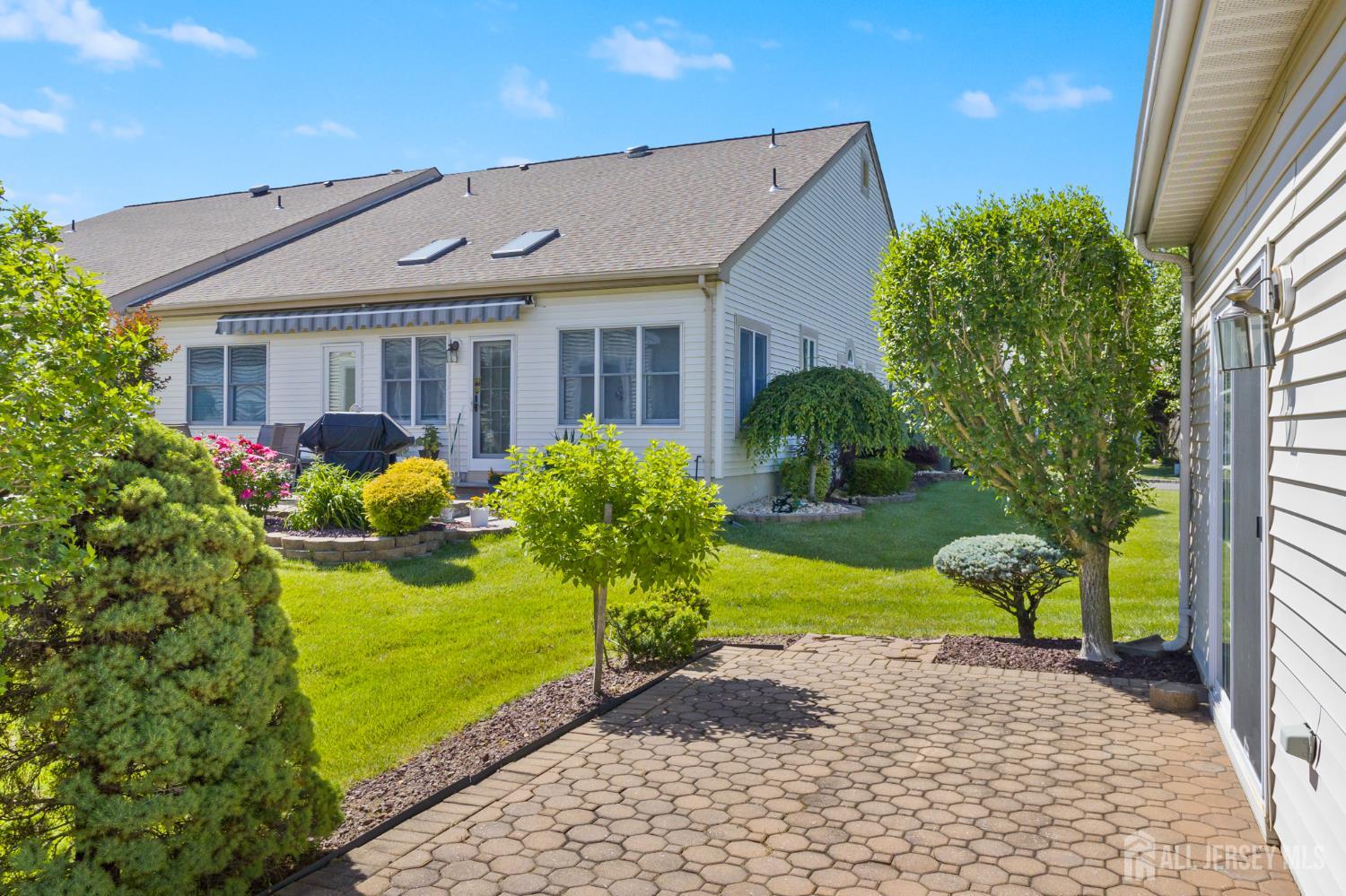 23 Stonewyck Place Monroe NJ 08831