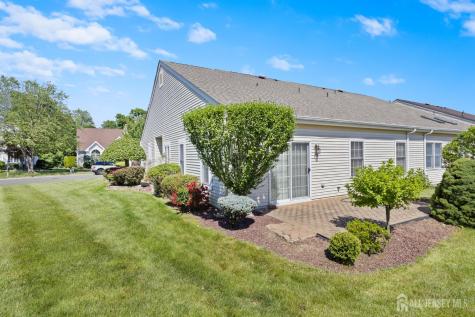 23 Stonewyck Place Monroe NJ 08831