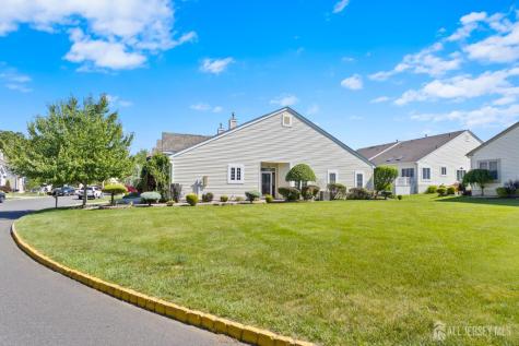 23 Stonewyck Place Monroe NJ 08831