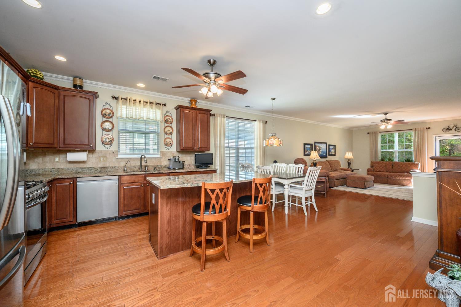 75 Huntington Drive Jackson NJ 08527