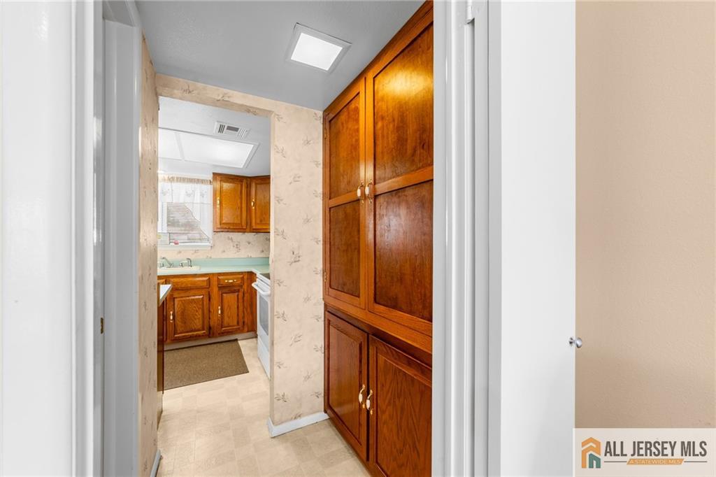 376 Stirling Drive Jamesburg NJ 08831