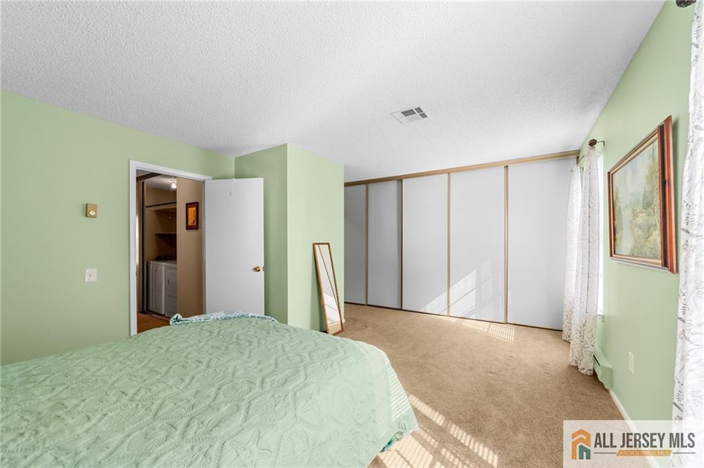 376 Stirling Drive Jamesburg NJ 08831