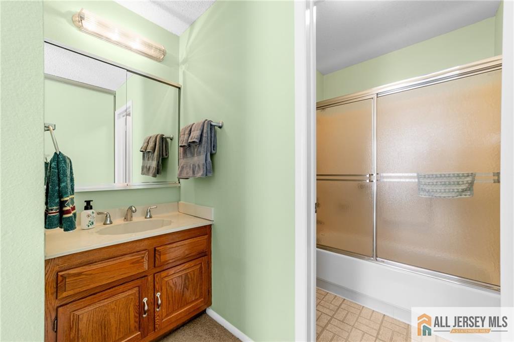 376 Stirling Drive Jamesburg NJ 08831
