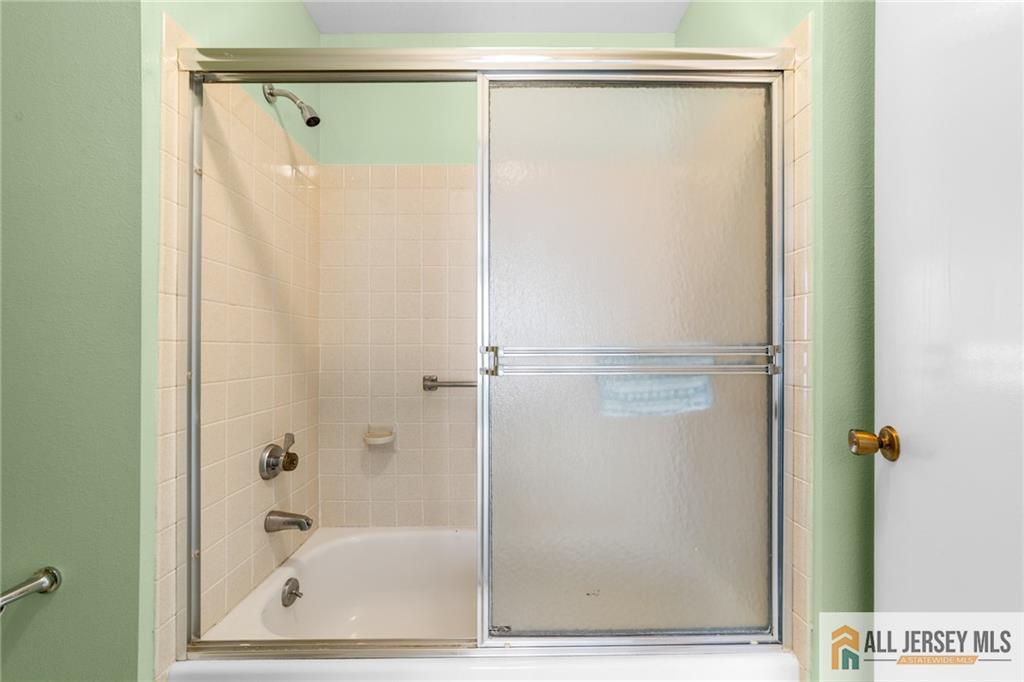 376 Stirling Drive Jamesburg NJ 08831