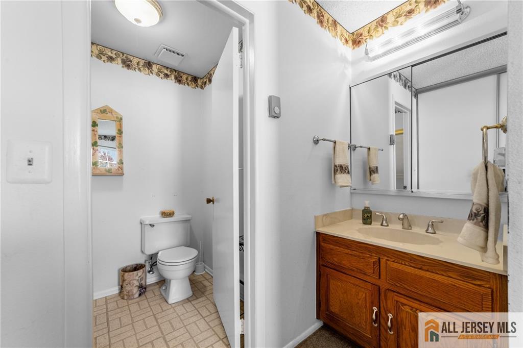 376 Stirling Drive Jamesburg NJ 08831