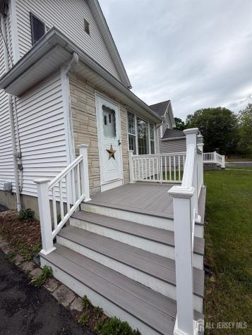 44 Jonn Street Helmetta NJ 08828