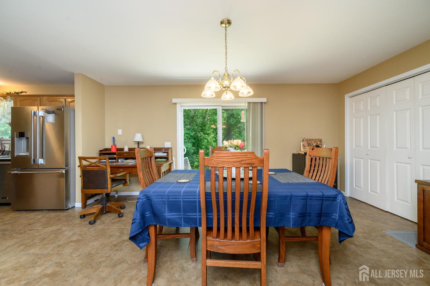 19 Indian Trail Southampton NJ 08088