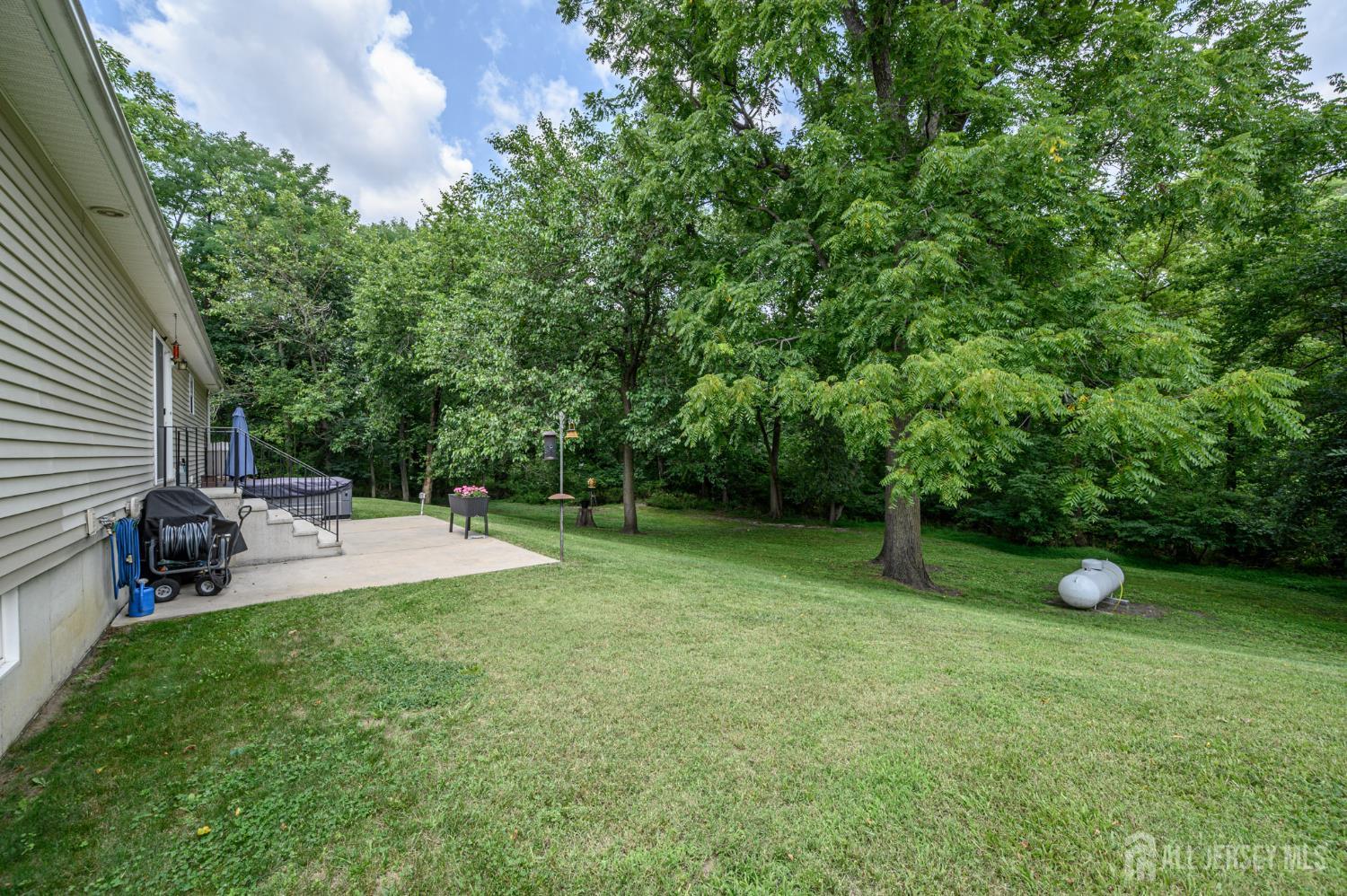 19 Indian Trail Southampton NJ 08088