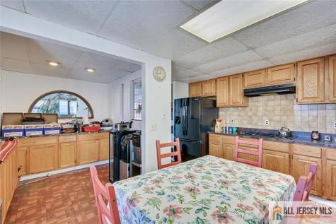 12 E William Street Fords NJ 08863
