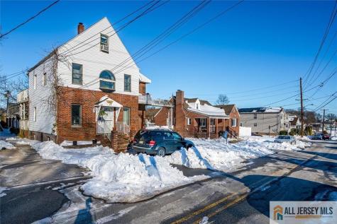 12 E William Street Fords NJ 08863