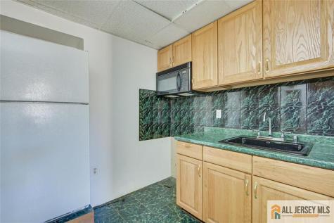12 E William Street Fords NJ 08863