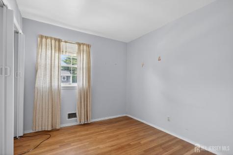 24 Moryan Road Edison NJ 08817