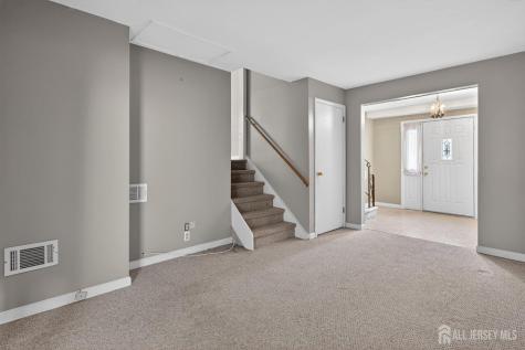 24 Moryan Road Edison NJ 08817