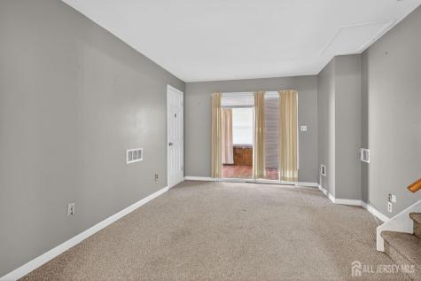 24 Moryan Road Edison NJ 08817