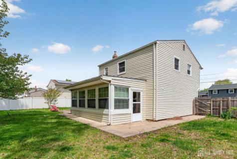 24 Moryan Road Edison NJ 08817